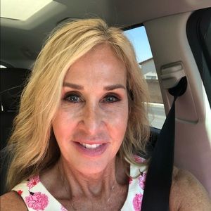 Meet your Posher, Jacqueline